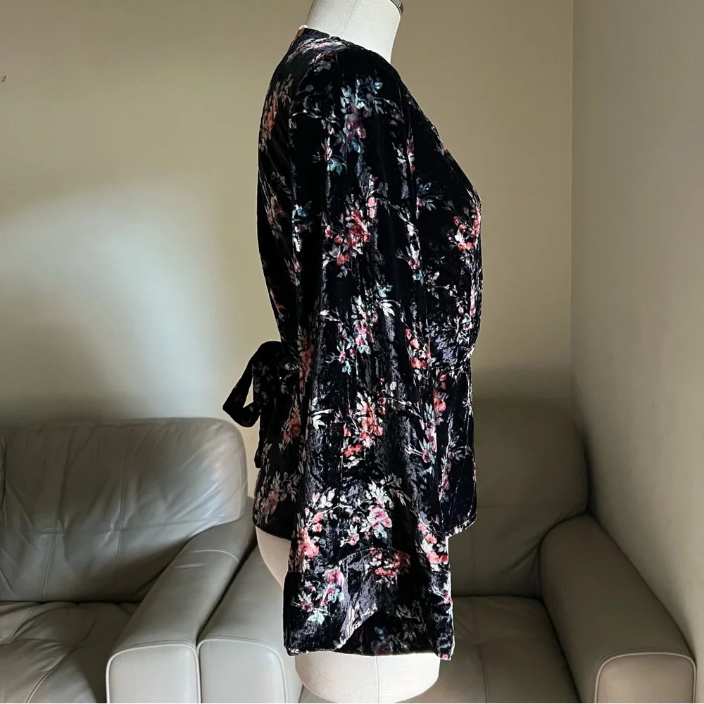 ZARA Velvet Wrap Top Sz S Black Floral Boho Gypsy Bell Sleeves V Neck Whimsical - Picture 7 of 16